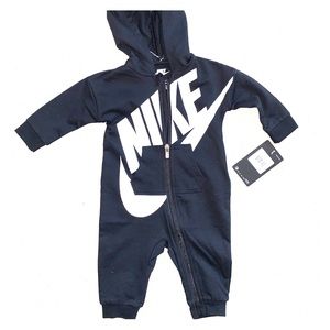 Nike jumpsuit size 6mo NWT
